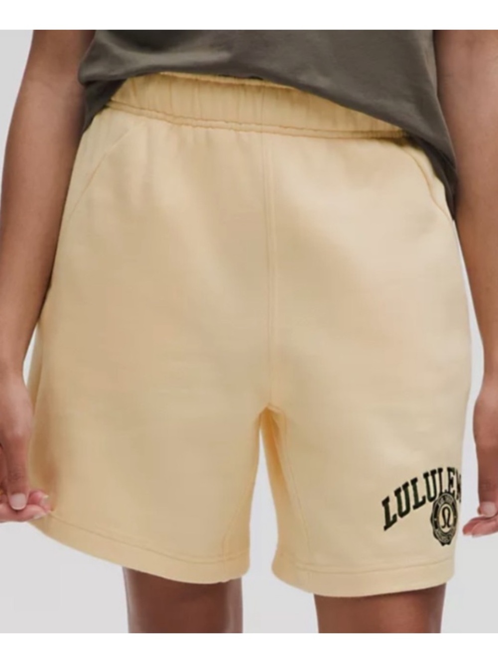 LULULEMON ATHLETICA SCUBA MID-RISE OVERSIZED SHORT 7” GRAPHIC NWT LARGE